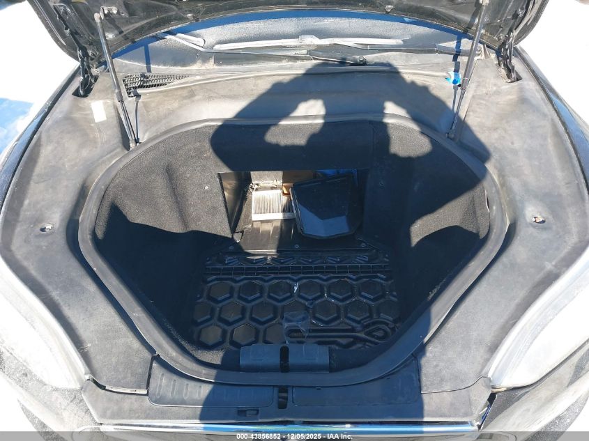 2014 Tesla Model S VIN: 5YJSA1S10EFP28489 Lot: 43856852