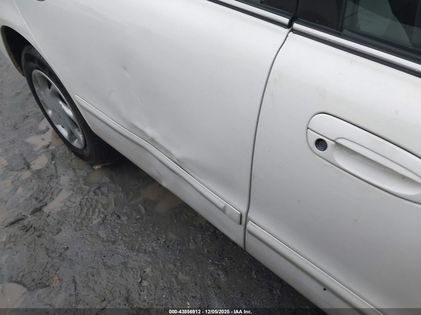 1YVGF22C6W5705147 1998 MAZDA 626 photo no. 11
