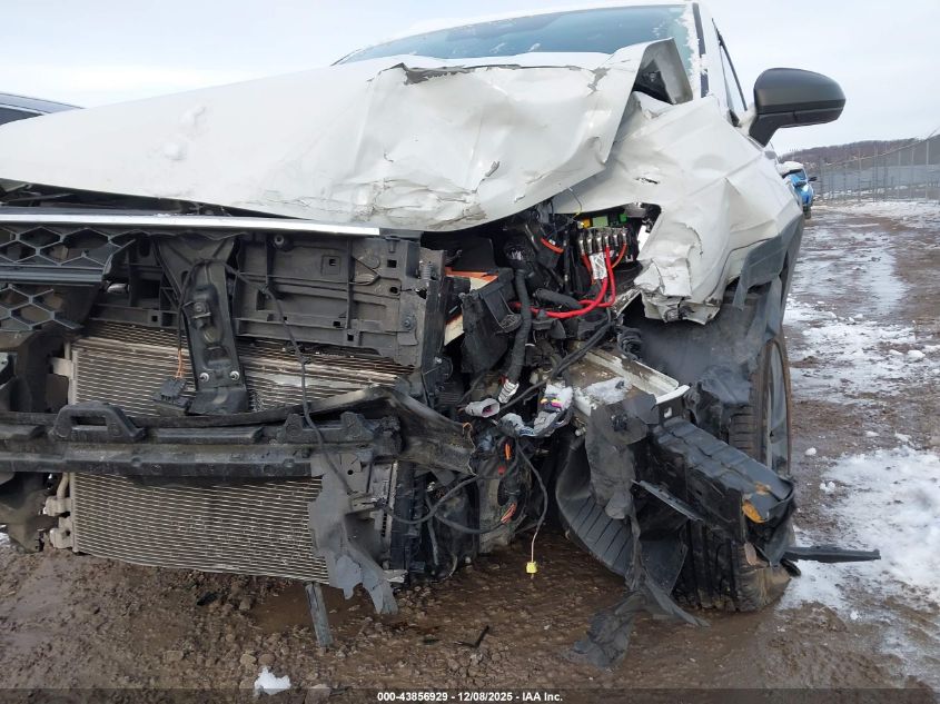 2022 Volkswagen Taos 1.5T S VIN: 3VVMX7B22NM041708 Lot: 43856929