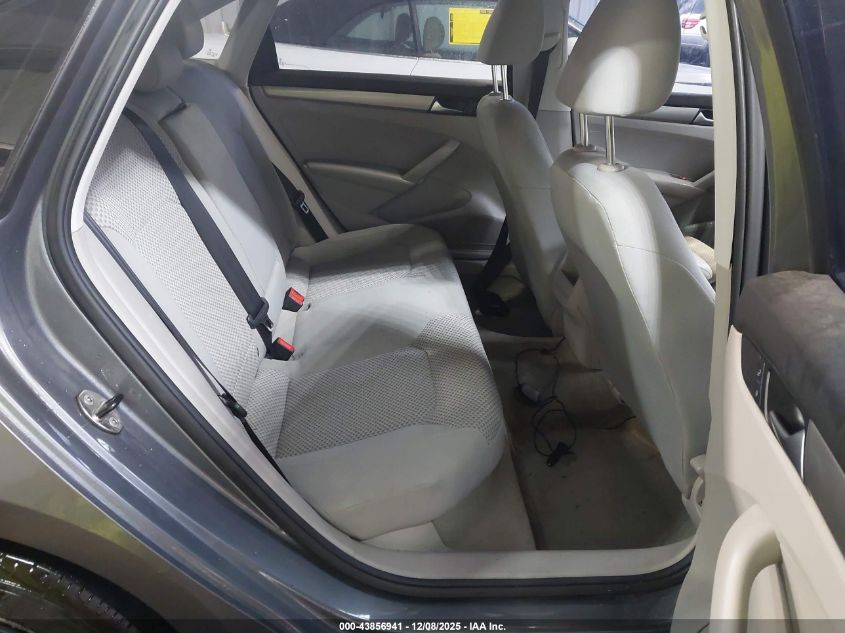 2014 Volkswagen Passat 2.5L S VIN: 1VWAP7A37EC025725 Lot: 43856941