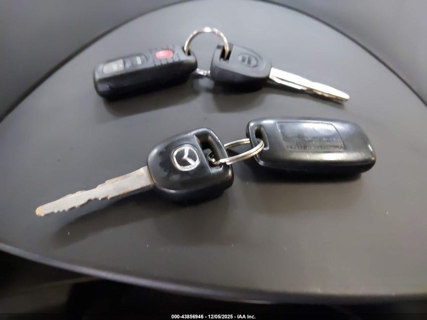 JM1BK343771762240 2007 MAZDA 3 photo no. 11