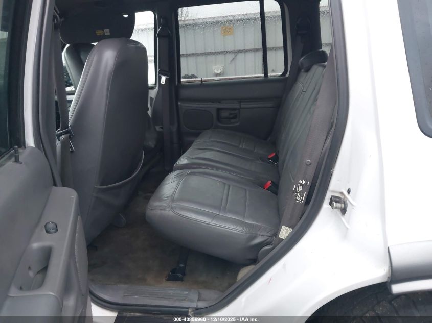 2000 Ford Explorer Xlt VIN: 1FMZU73E4YZC33426 Lot: 43856960