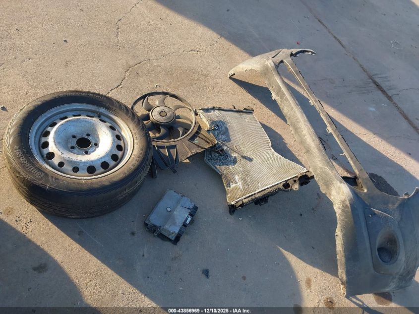 2015 Ford Transit Connect Xl VIN: NM0LE7E72F1187691 Lot: 43856969