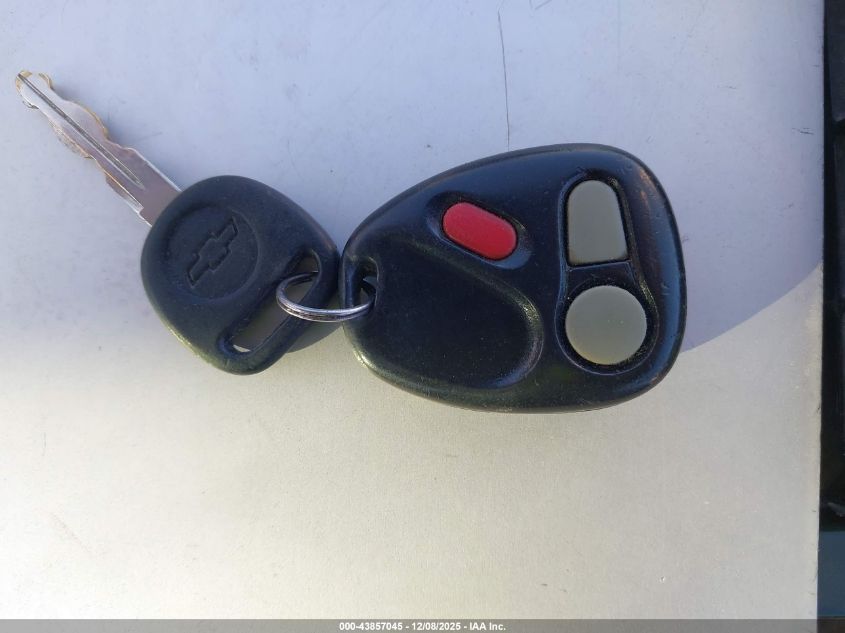 2001 Chevrolet Silverado 1500 Ls VIN: 2GCEC19T311272600 Lot: 43857045