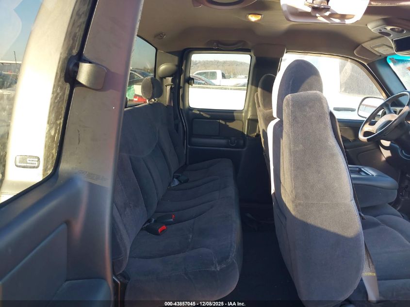 2001 Chevrolet Silverado 1500 Ls VIN: 2GCEC19T311272600 Lot: 43857045