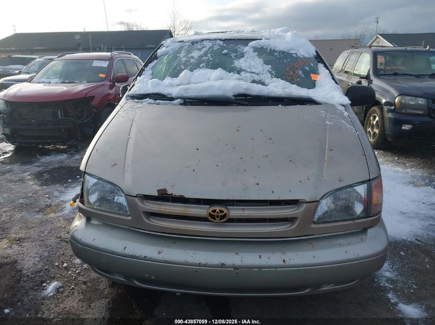 2000 Toyota Sienna Xle VIN: 4T3ZF13C6YU186958 Lot: 43857059