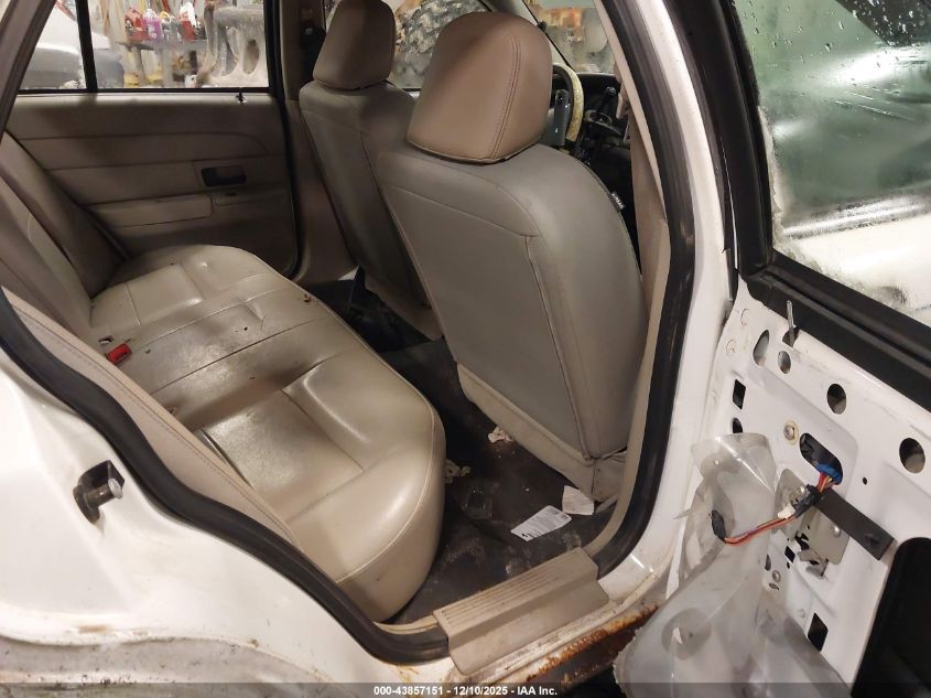 2008 Ford Crown Victoria Police/Police Interceptor VIN: 2FAHP71V38X158322 Lot: 43857151