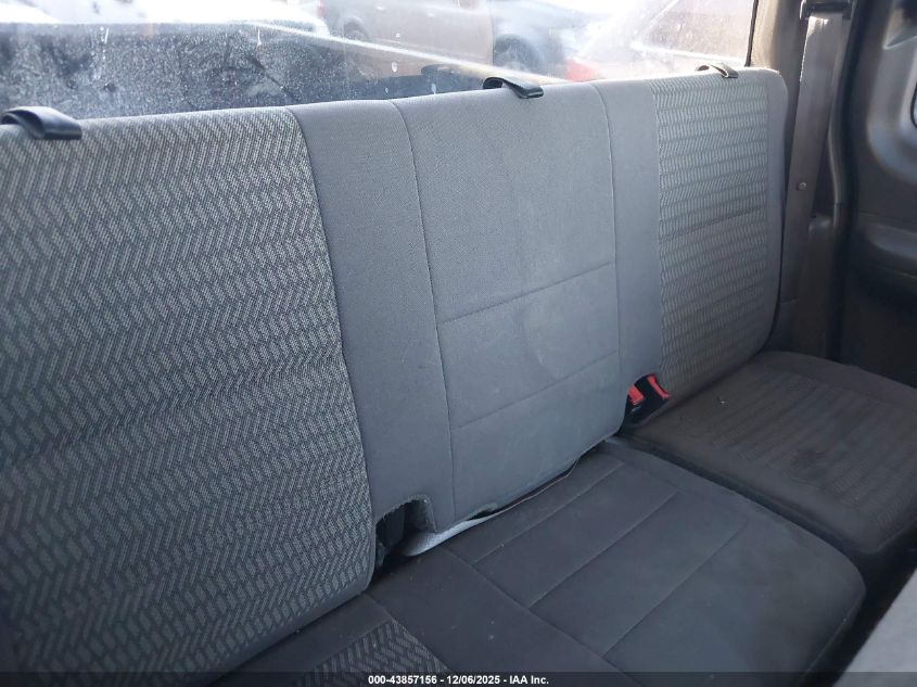 2003 Ford F-150 Lariat/Xl/Xlt VIN: 1FTRX17W73KA55184 Lot: 43857156