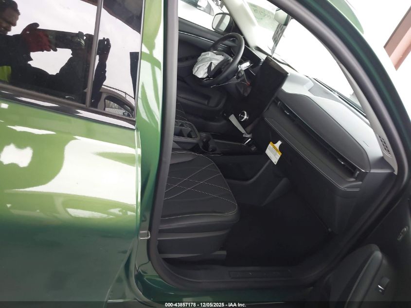2025 Ford Mustang Mach-E Select VIN: 3FMTK1R45SMA55882 Lot: 43857178