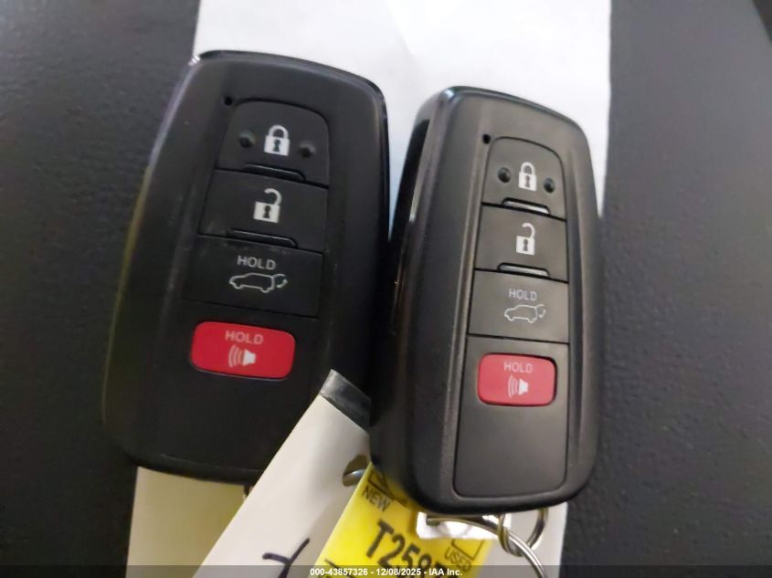 2025 Toyota Rav4 Xle Premium VIN: 2T3A1RFV4SW614251 Lot: 43857326