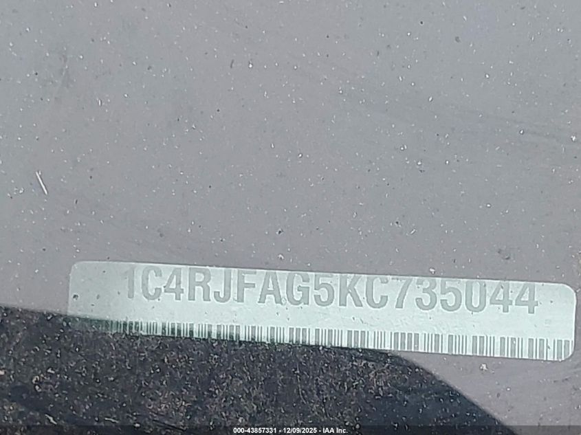 2019 Jeep Grand Cherokee Laredo 4X4 VIN: 1C4RJFAG5KC735044 Lot: 43857331