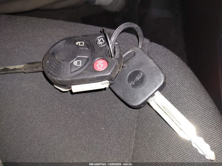 2018 Ford Focus Se VIN: 1FADP3FE3JL200264 Lot: 43857343