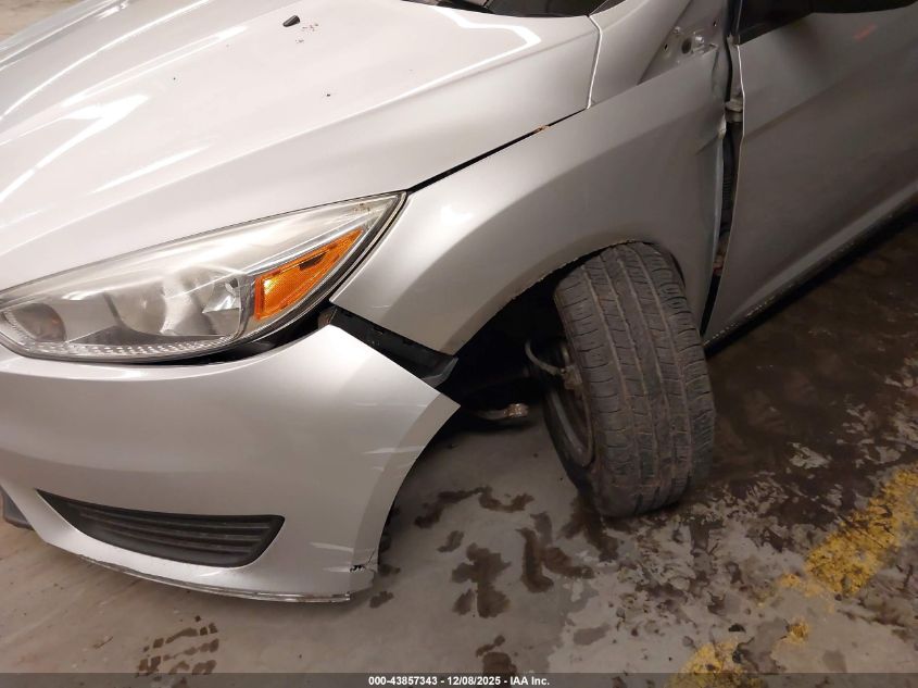 2018 Ford Focus Se VIN: 1FADP3FE3JL200264 Lot: 43857343