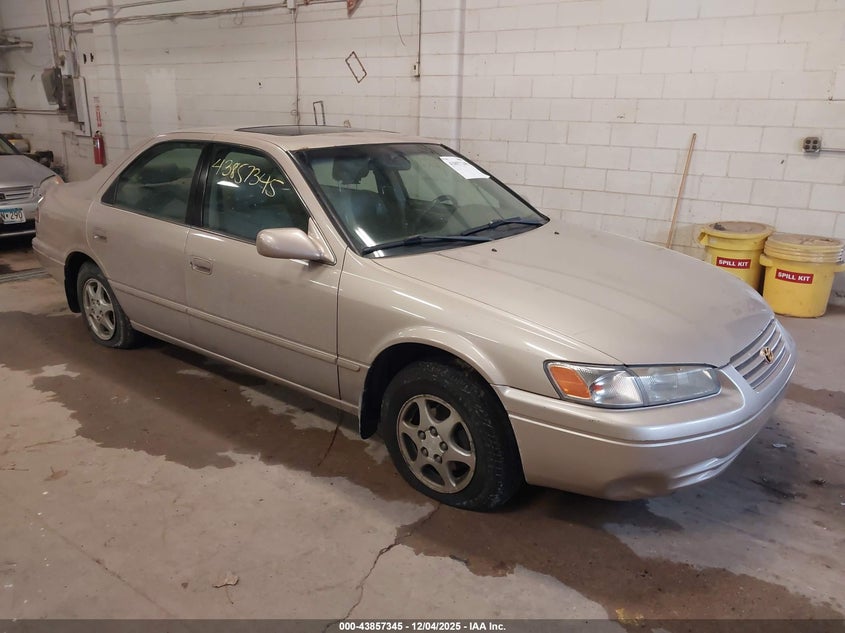 1999 Toyota Camry Le
