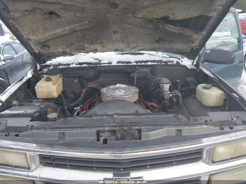 1992 Chevrolet Gmt-400 K1500 VIN: 1GCEK14K9NZ121758 Lot: 43857436