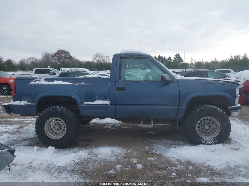 1992 Chevrolet Gmt-400 K1500 VIN: 1GCEK14K9NZ121758 Lot: 43857436