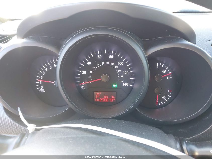 2012 Kia Soul VIN: KNDJT2A52C7381718 Lot: 43857536