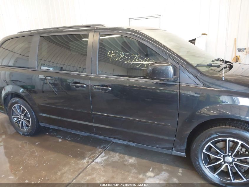 2015 Dodge Grand Caravan R/T VIN: 2C4RDGEG2FR735846 Lot: 43857542