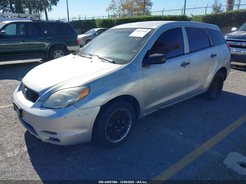 2T1KR32E34C181373 2004 TOYOTA MATRIX photo no. 2