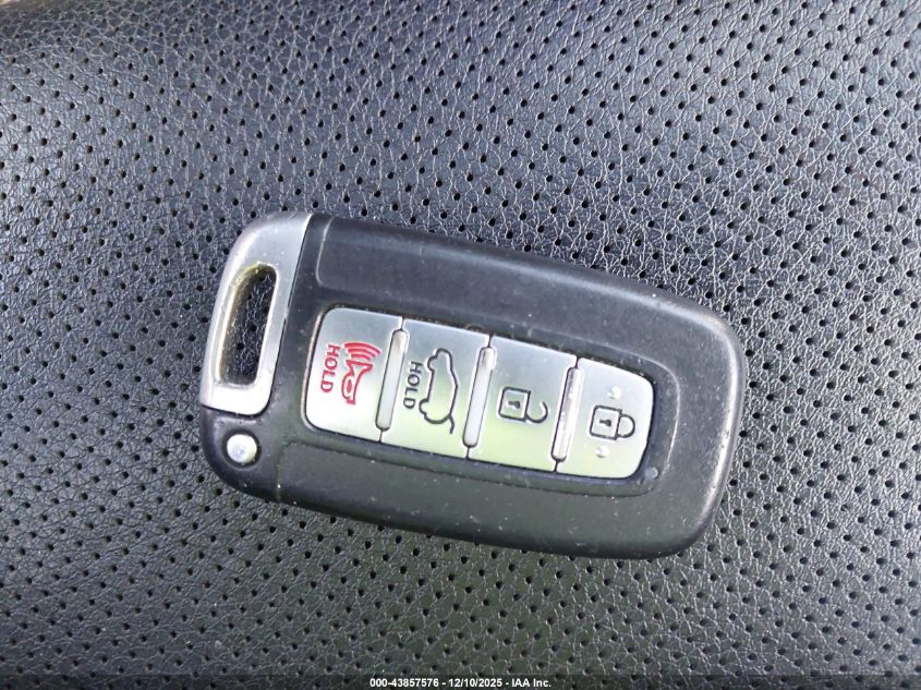 2016 Hyundai Veloster Turbo VIN: KMHTC6AE5GU292907 Lot: 43857576