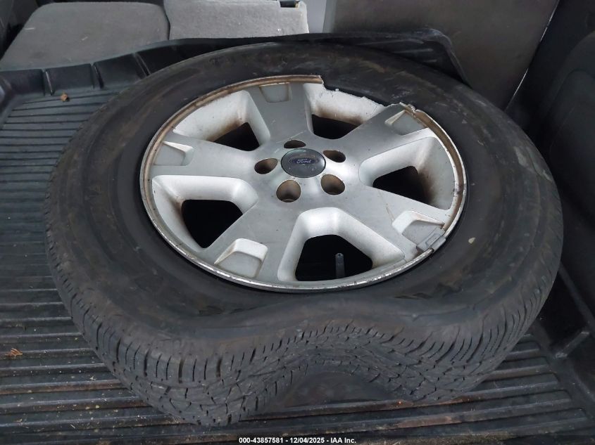 2004 Ford Explorer Nbx/Xlt VIN: 1FMDU73W84UB61852 Lot: 43857581