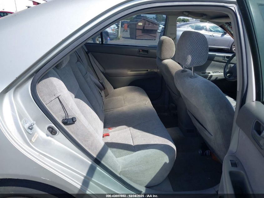 2003 Toyota Camry Le VIN: 4T1BE32K13U257218 Lot: 43857662