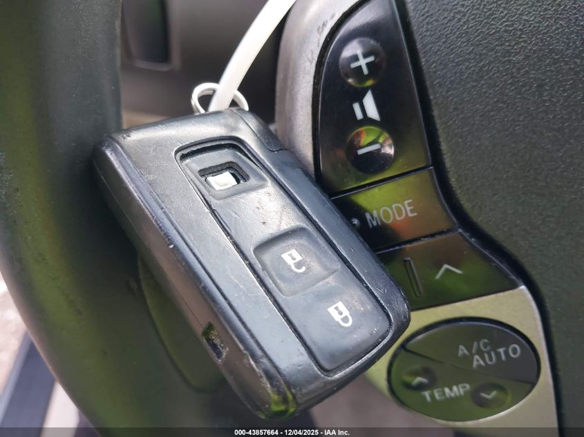 2004 Toyota Prius VIN: JTDKB20U840014882 Lot: 43857664