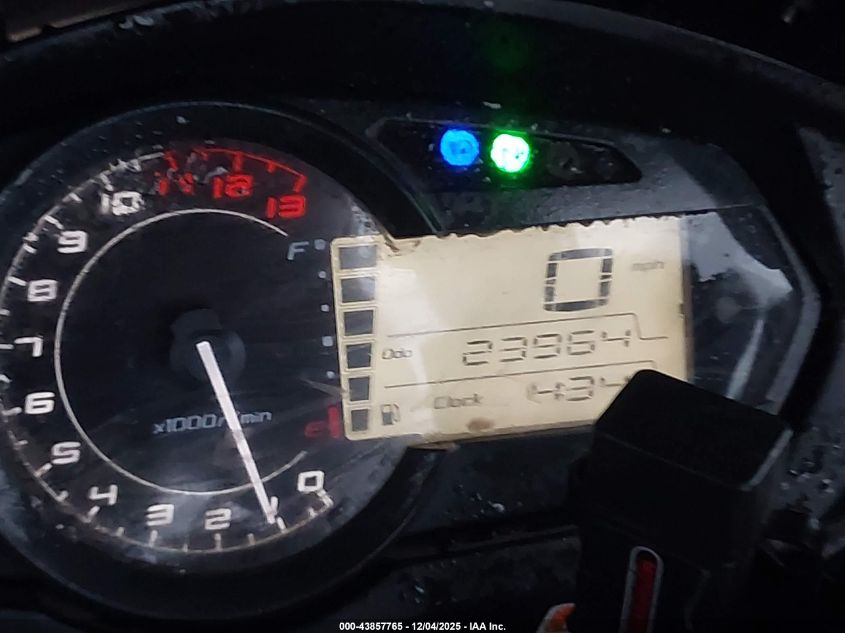 2011 Kawasaki Zx1000 G VIN: JKAZXCG15BA000232 Lot: 43857765