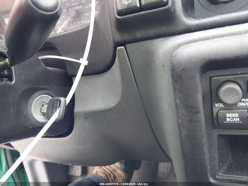 1999 Isuzu Amigo S 3.2L V6 Hard Top/S 3.2L V6 Soft Top VIN: 4S2CM57WXX4304890 Lot: 43857770