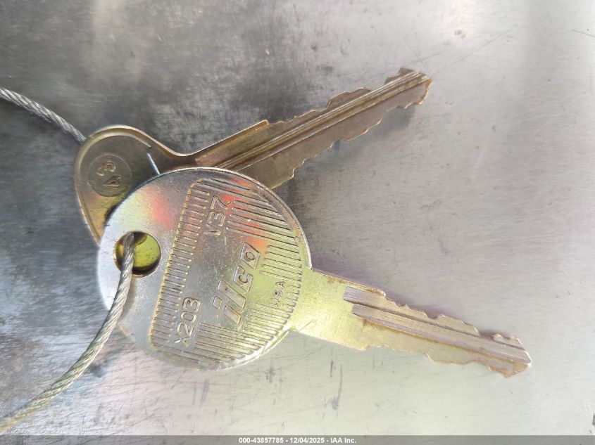 1992 Volkswagen Cabriolet VIN: WVWCC5158NK000271 Lot: 43857785