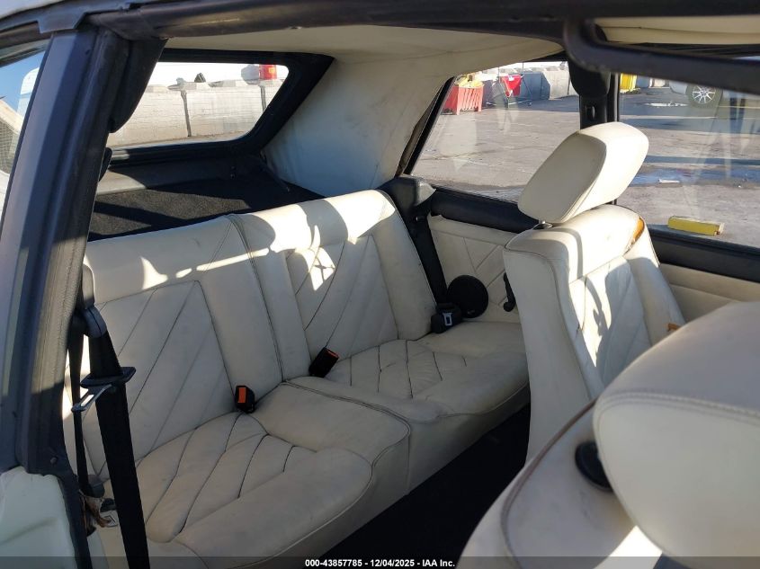 1992 Volkswagen Cabriolet VIN: WVWCC5158NK000271 Lot: 43857785