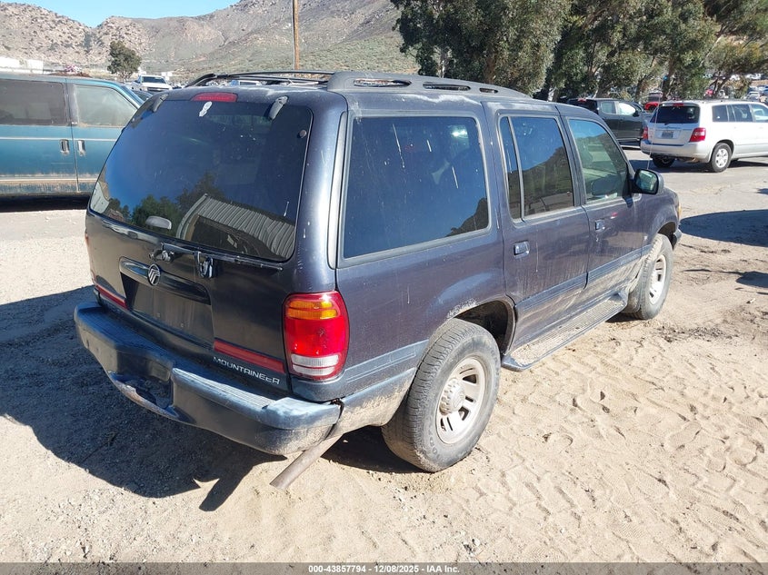4M2ZU55P1XUJ08154 1999 MERCURY MOUNTAINEER photo no. 4
