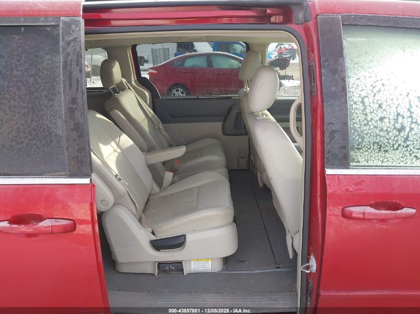 2008 Chrysler Town & Country Touring VIN: 2A8HR54P68R675309 Lot: 43857801