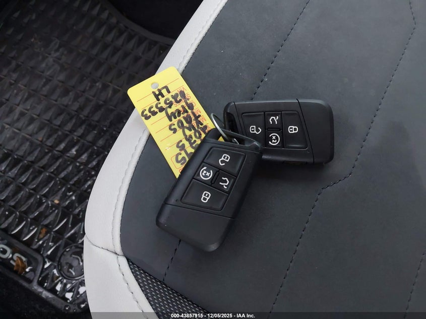 3VVSC7B26SM025333 2025 VOLKSWAGEN TAOS photo no. 11