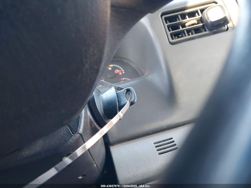 2004 Ford F-250 Lariat/Xl/Xlt VIN: 1FTNX20L84EB20094 Lot: 43857978