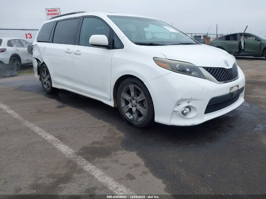 TOYOTA SIENNA SE PREMIUM 8 PASSENGER