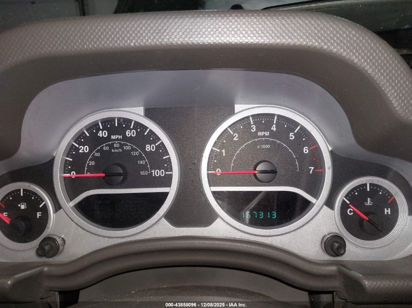 2008 Jeep Wrangler Unlimited Sahara VIN: 1J4GA59168L636589 Lot: 43858096