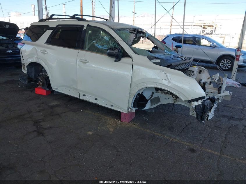 NISSAN PATHFINDER SV 2WD