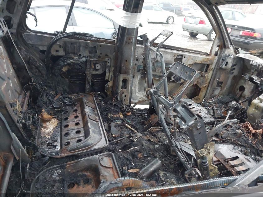 2002 Chevrolet Trailblazer Ls VIN: 1GNDS13SX22424430 Lot: 43858135