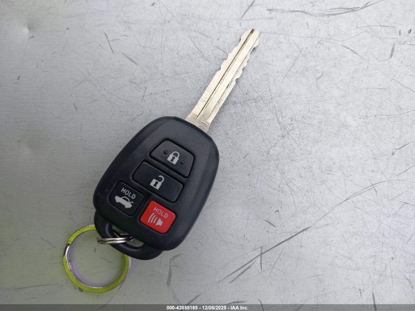 2017 Toyota Camry Le VIN: 4T1BF1FKXHU686635 Lot: 43858165