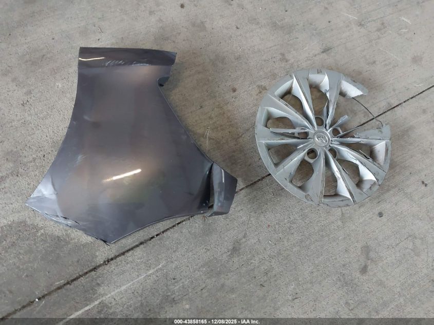 2017 Toyota Camry Le VIN: 4T1BF1FKXHU686635 Lot: 43858165