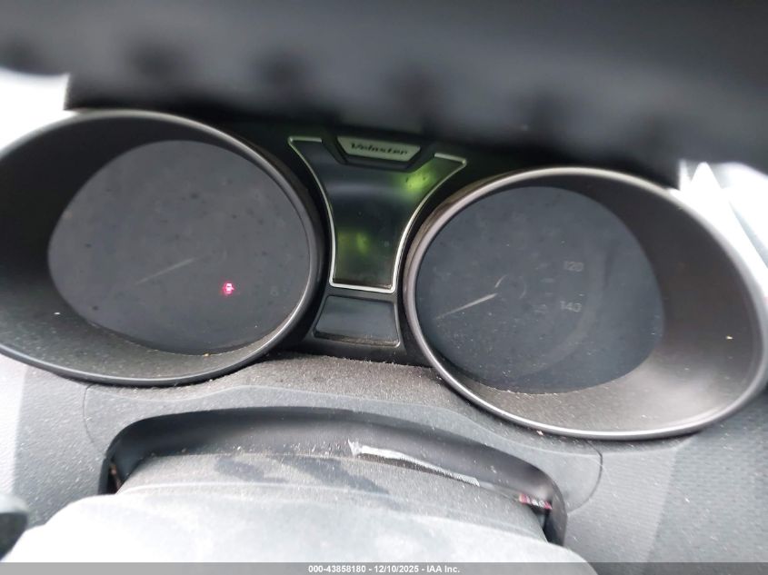 2014 Hyundai Veloster Turbo W/Blue VIN: KMHTC6AEXEU197966 Lot: 43858180