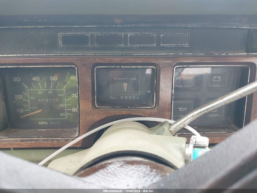 1969 Pontiac Bonneville VIN: 2N69Y9X100438 Lot: 43858240