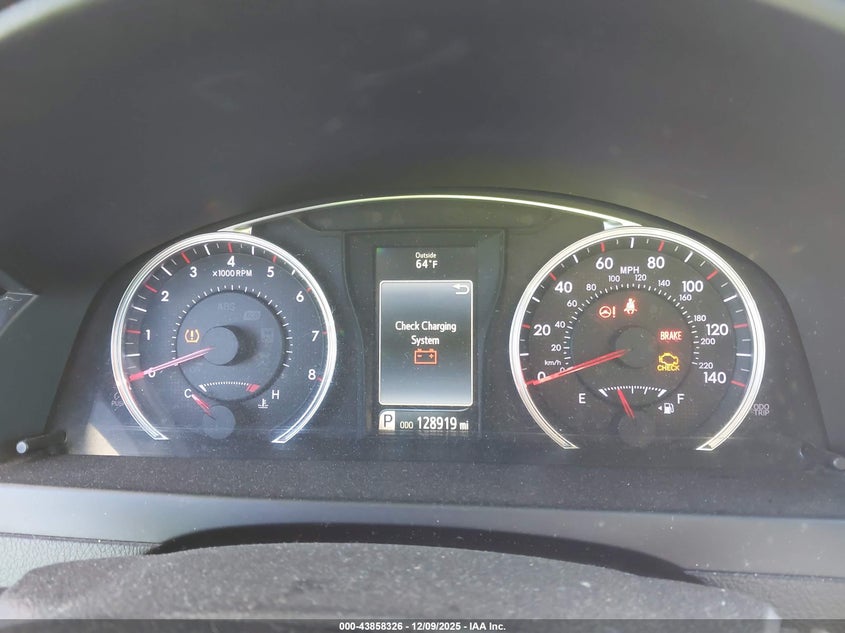 4T1BF1FKXFU076439 2015 TOYOTA CAMRY photo no. 7