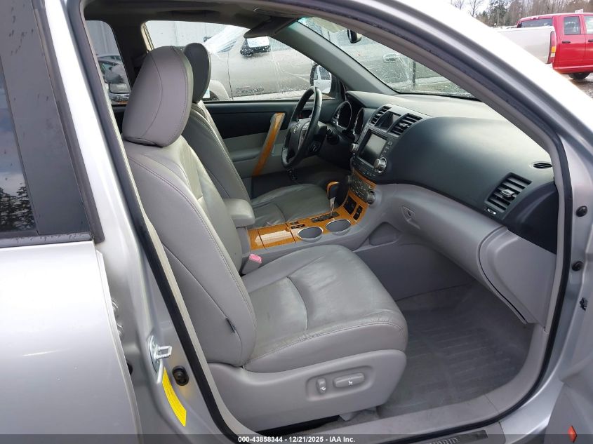 2008 Toyota Highlander Hybrid Limited VIN: JTEEW44A282018283 Lot: 43858344