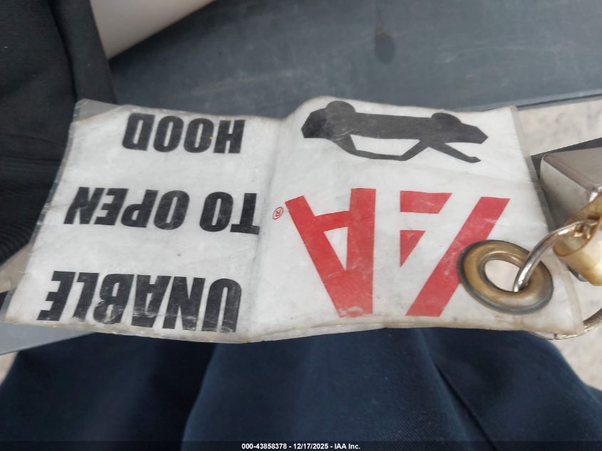 2005 Toyota Land Cruiser V8 VIN: JTEHT05J952077470 Lot: 43858378