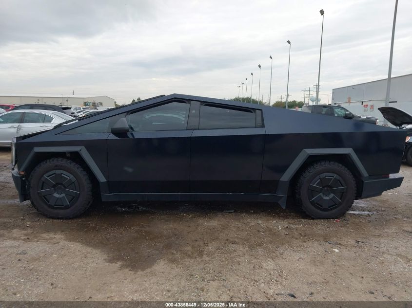 2024 Tesla Cybertruck All-Wheel Drive VIN: 7G2CEHED2RA043630 Lot: 43858449