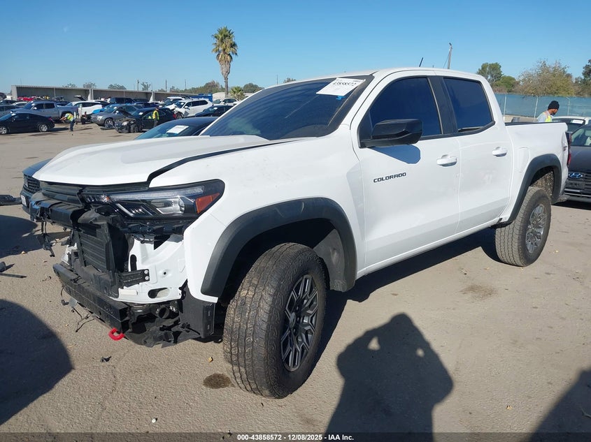 1GCPTDEK7R1318776 2024 CHEVROLET COLORADO photo no. 2