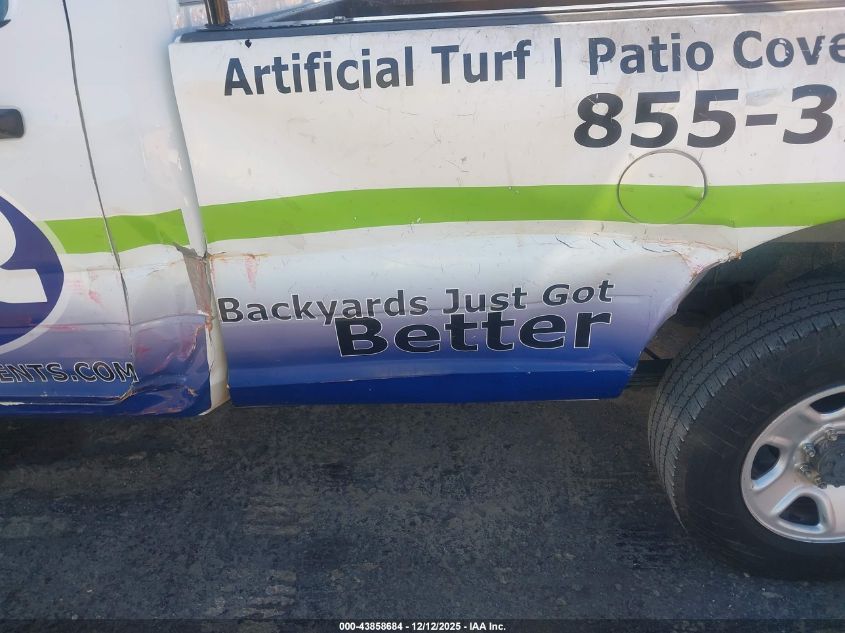 2017 Ram 3500 Tradesman 4X2 8' Box VIN: 3C63R2AJ2HG696719 Lot: 43858684