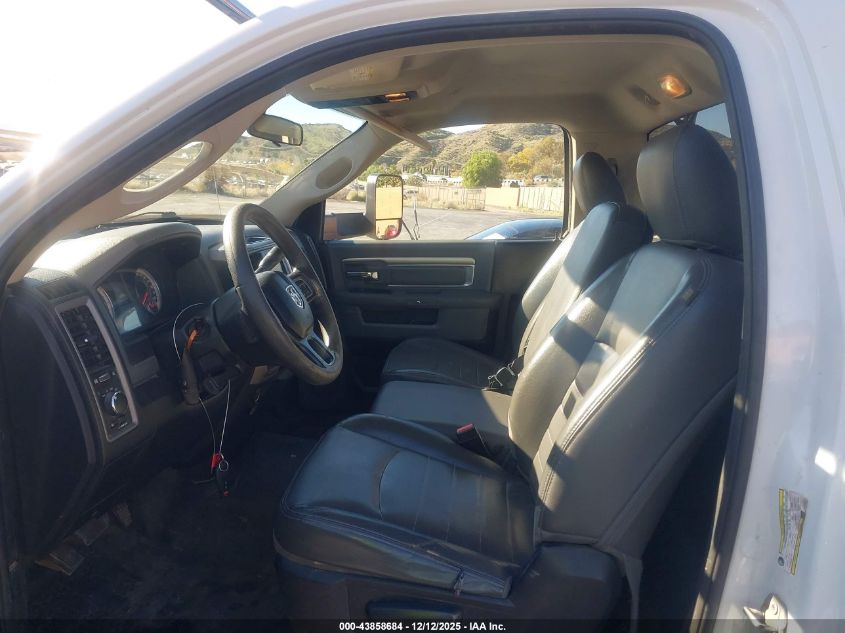 2017 Ram 3500 Tradesman 4X2 8' Box VIN: 3C63R2AJ2HG696719 Lot: 43858684